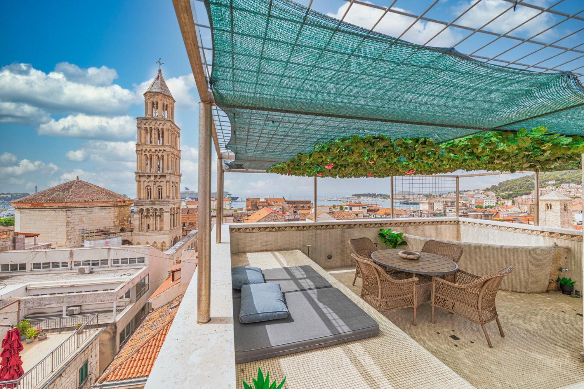Ferienwohnung Augubio Penthouse Split Exterior foto