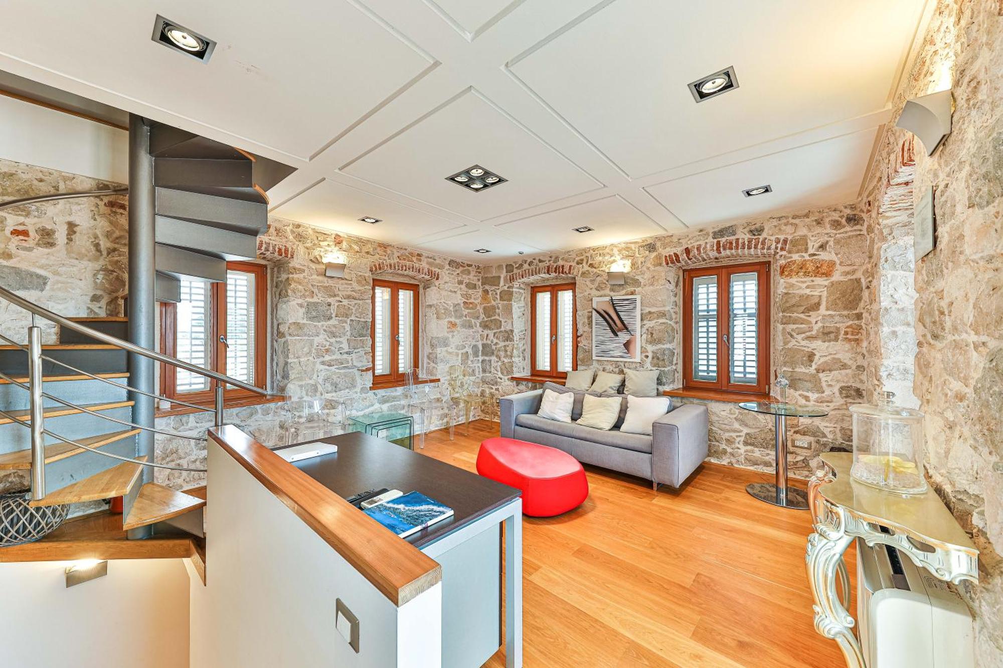 Ferienwohnung Augubio Penthouse Split Exterior foto
