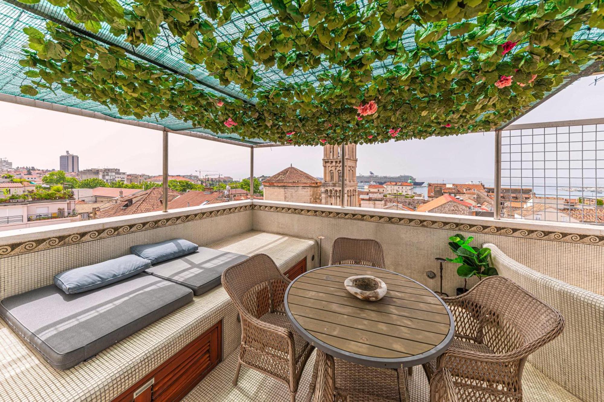 Ferienwohnung Augubio Penthouse Split Exterior foto