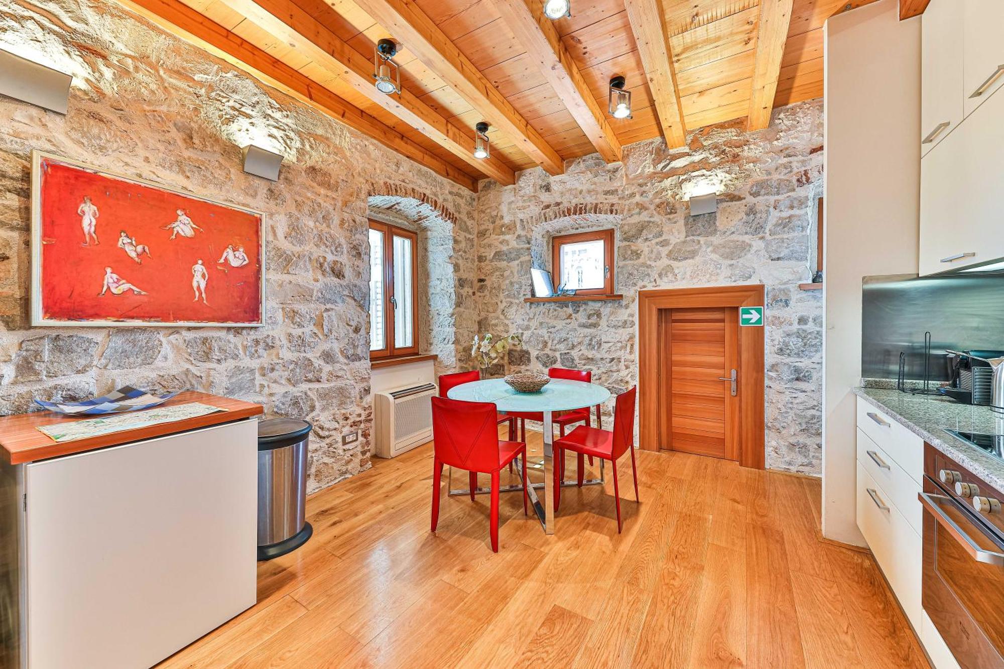 Ferienwohnung Augubio Penthouse Split Exterior foto
